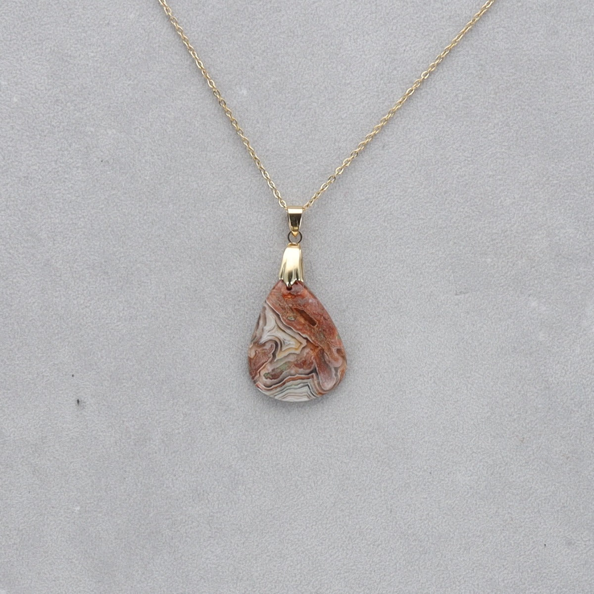 Agate Crazy Lace Cabochon percé 33