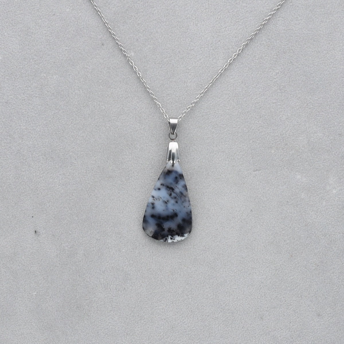 Agate Dendritique Cabochon percé 39
