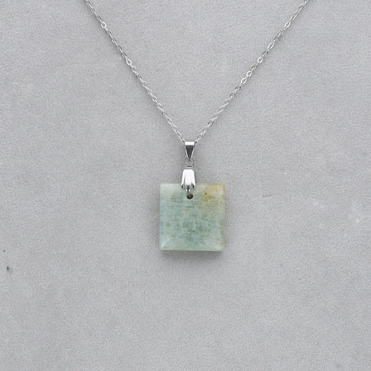 Aigue Marine Cabochon percé 48