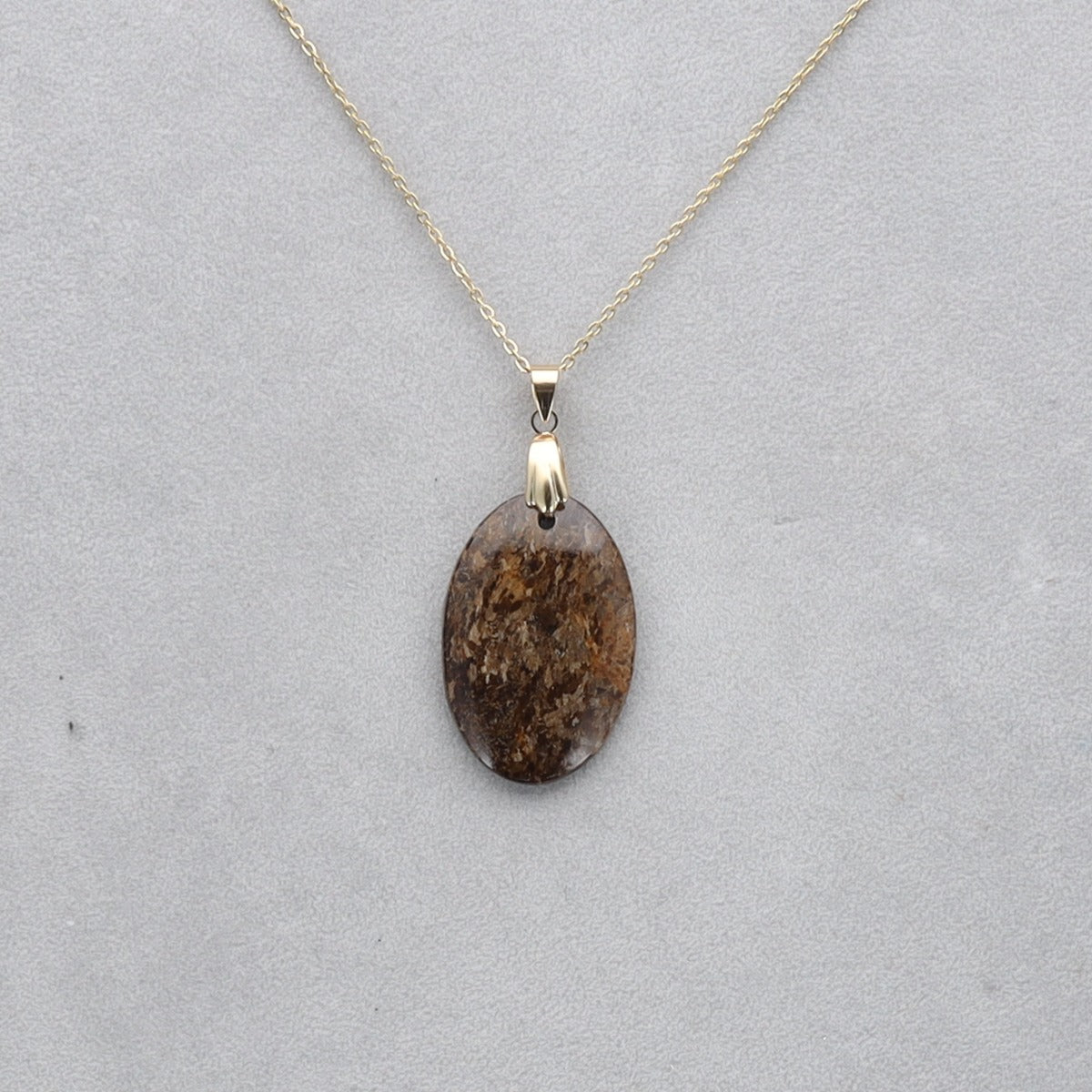 Bronzite Cabochon percé 22