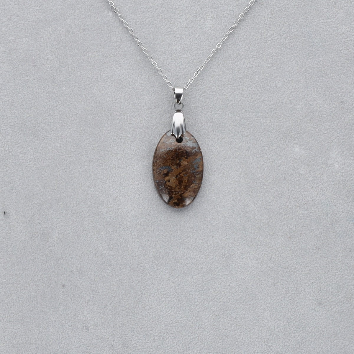 Bronzite Cabochon percé 3