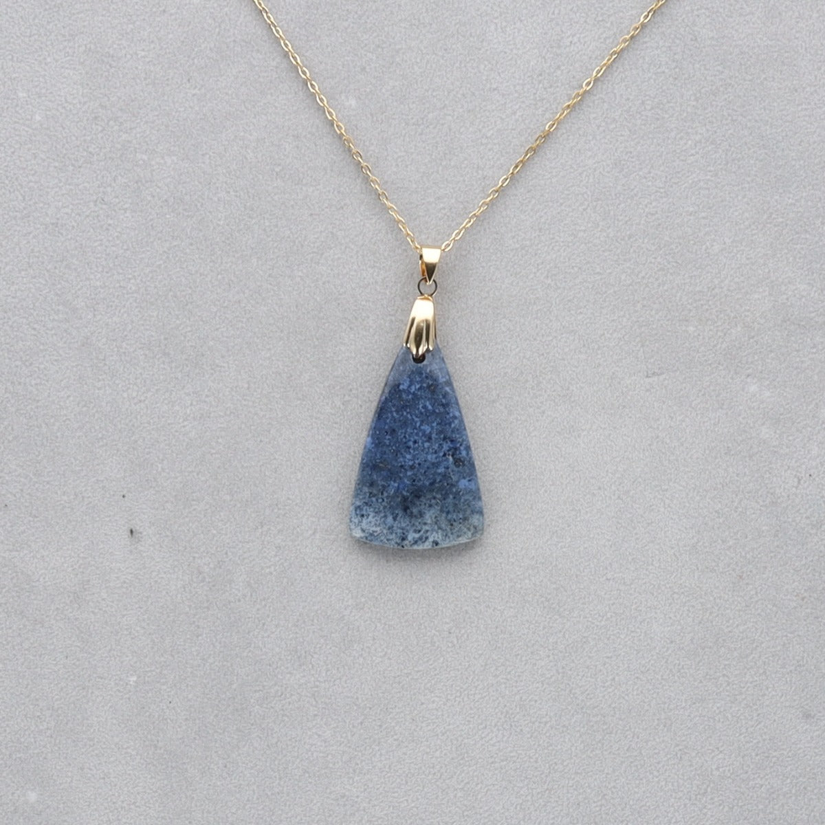 Dumortiérite Cabochon percé 16