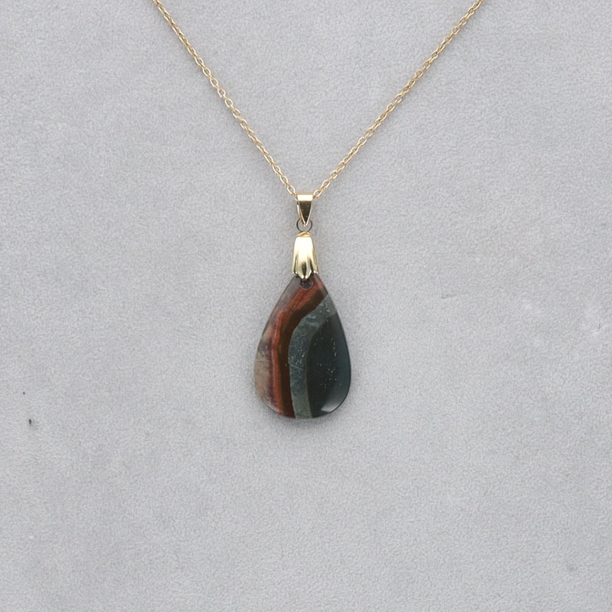 Jaspe Polychrome Cabochon percé 38