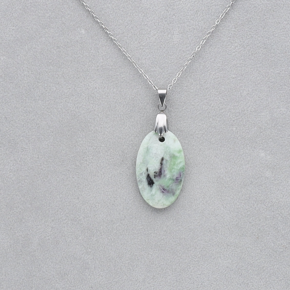Kammererite Cabochon percé 28