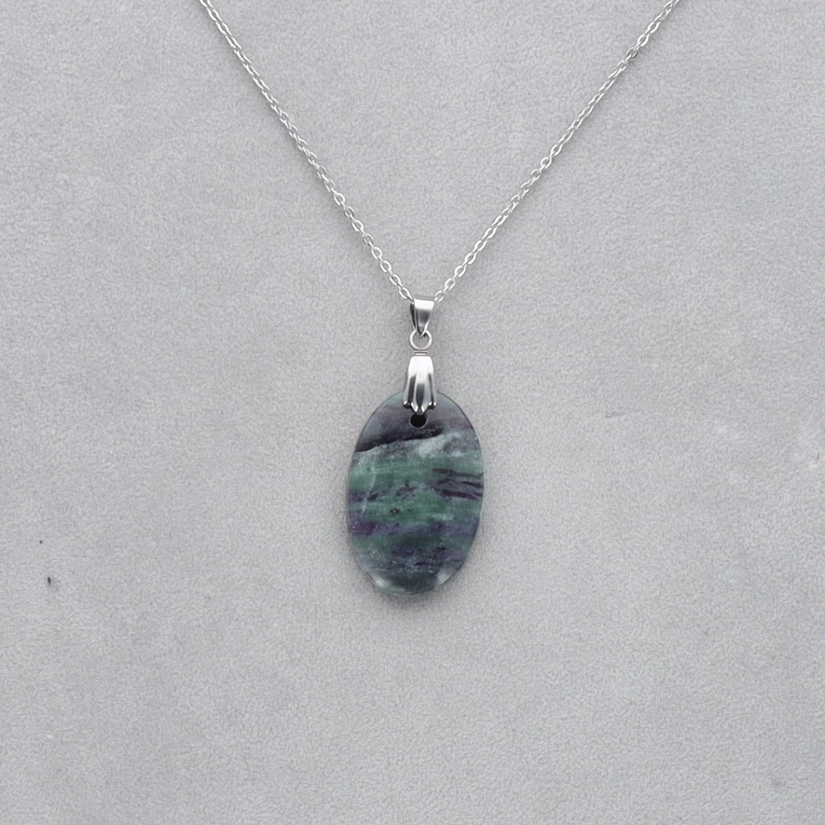 Kammererite Cabochon percé 45