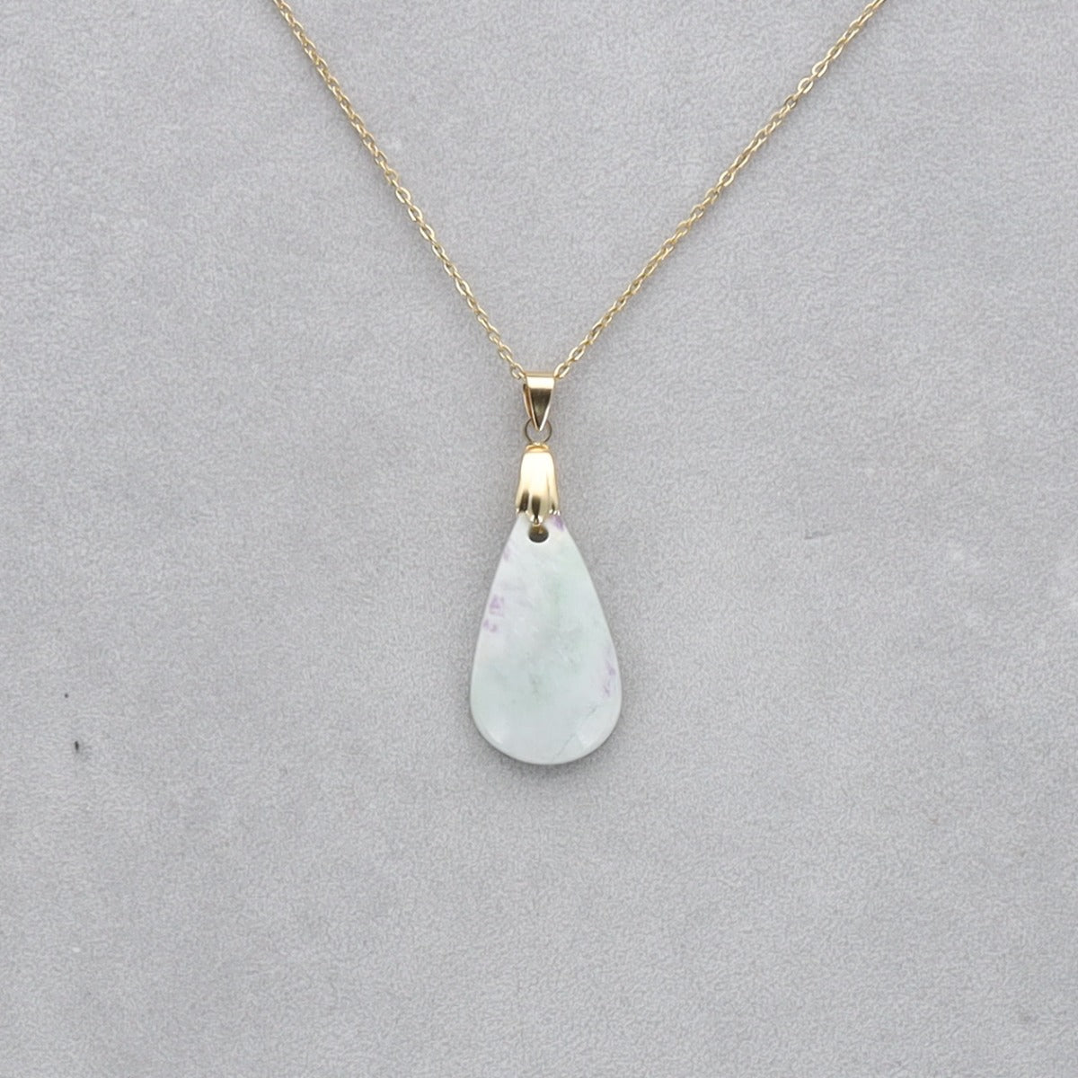 Kammererite Cabochon percé 51