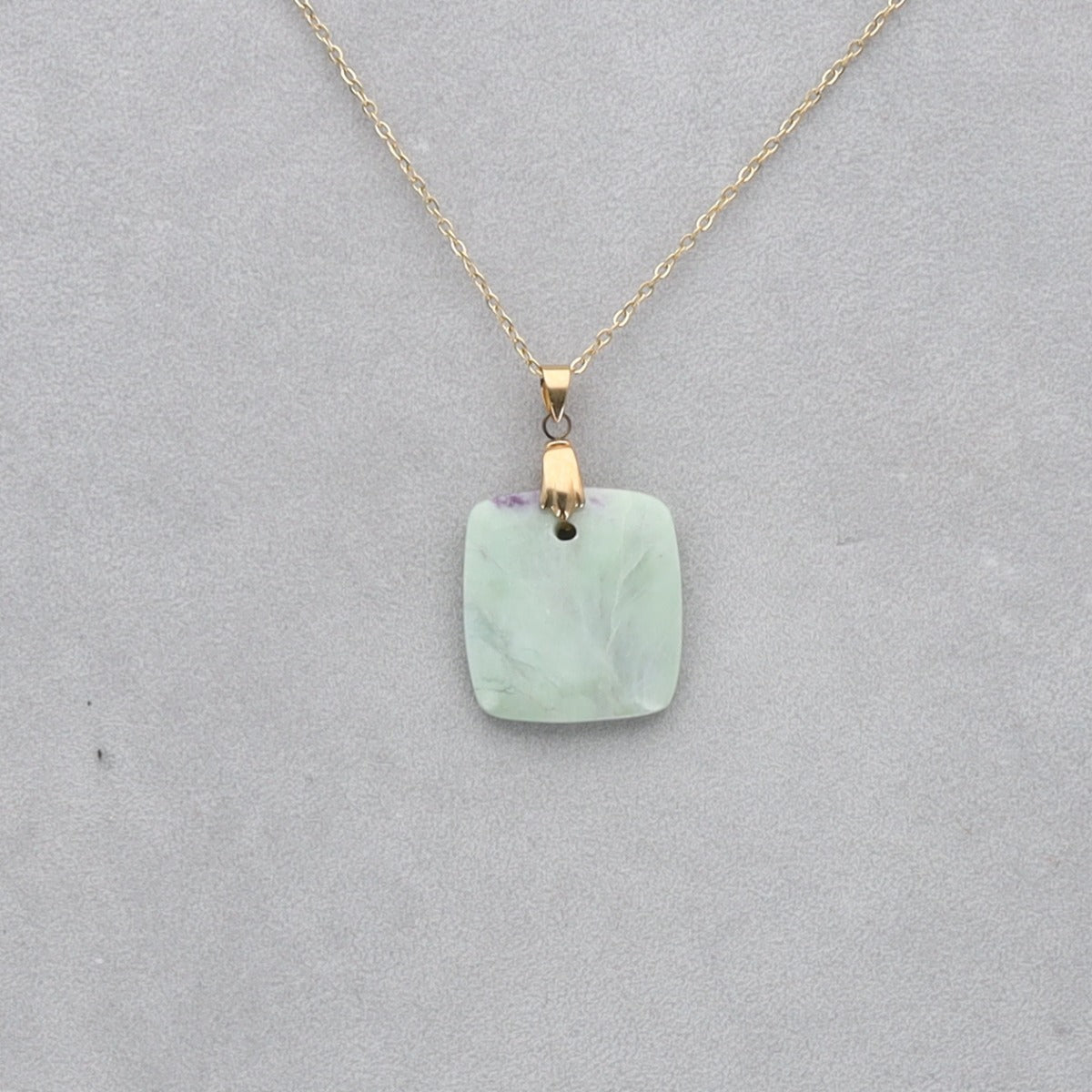 Kammererite Cabochon percé 59