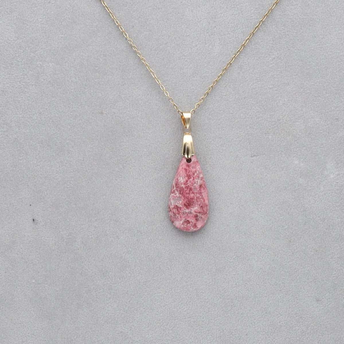 Thulite Cabochon percé 105