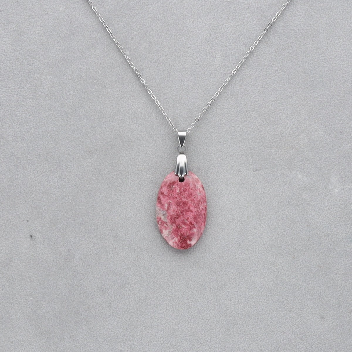 Thulite Cabochon percé 94