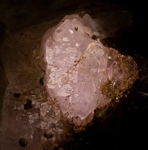Quartz Rose, minéral naturel