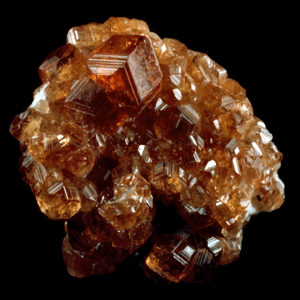 Grenat, minéral naturel