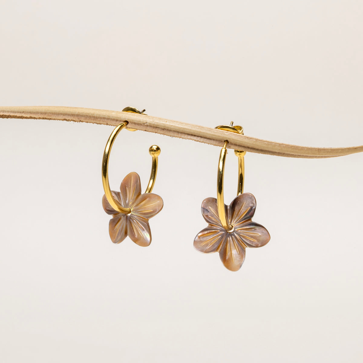 Boucles d'oreilles Lovana - Nacre
