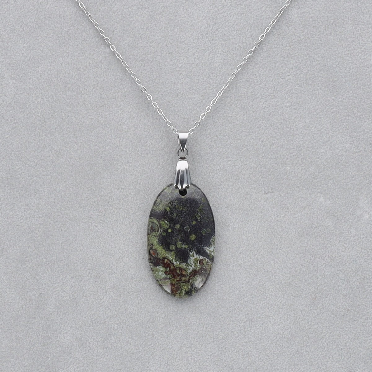 Dragon Vert Cabochon percé 19