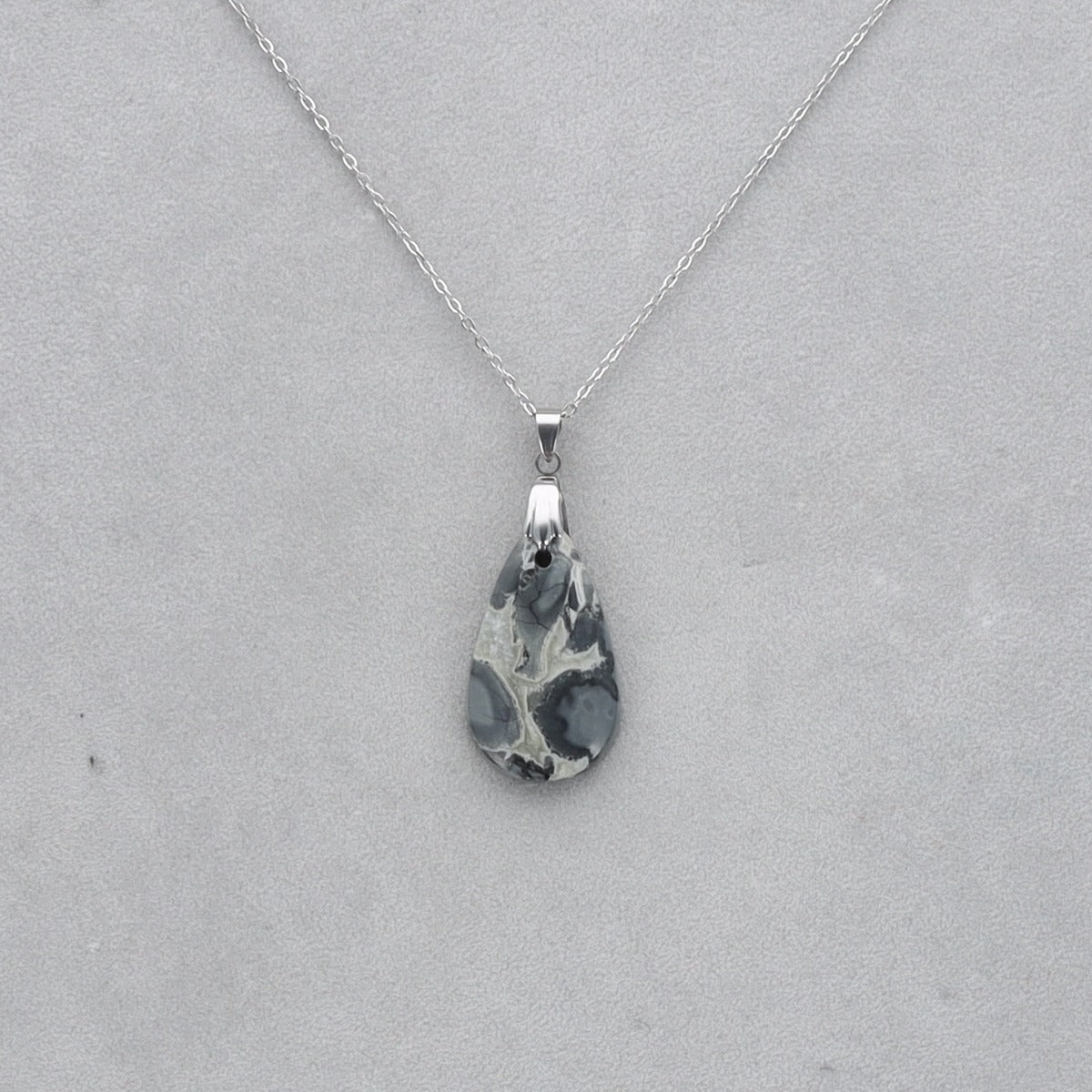 Jaspe Maligano Cabochon percé 31
