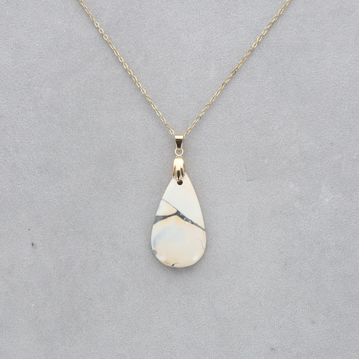 Jaspe Maligano Cabochon percé 39