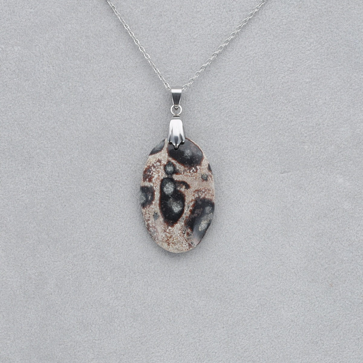 Jaspe Viper Cabochon percé 24
