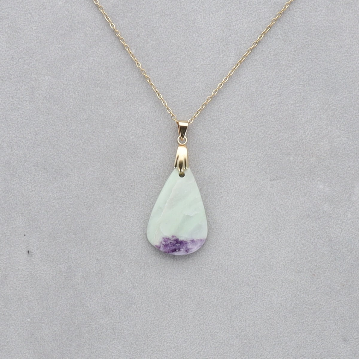 Kammererite Cabochon percé 54