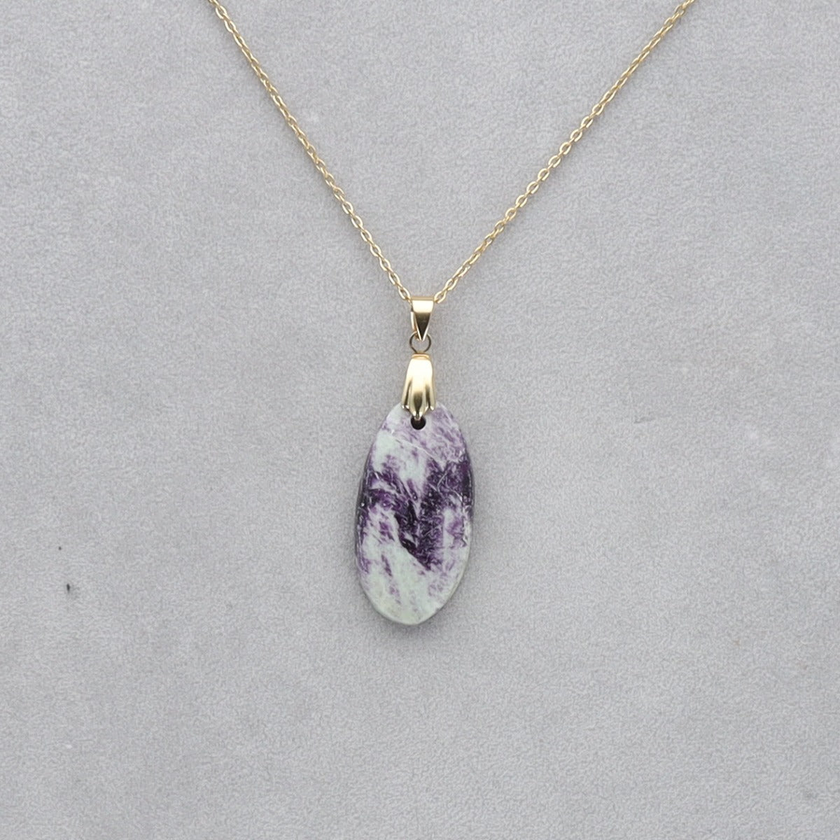 Kammererite Cabochon percé 55