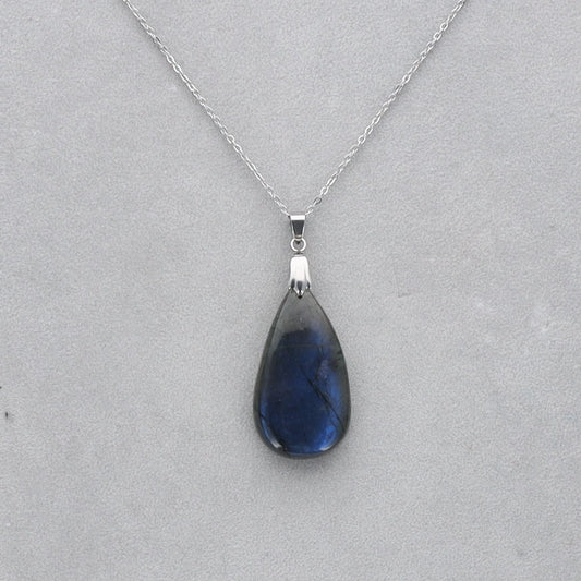 Labradorite Extra Cabochon percé 43