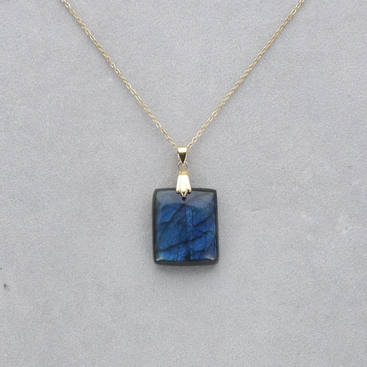 Labradorite Extra Cabochon percé 48
