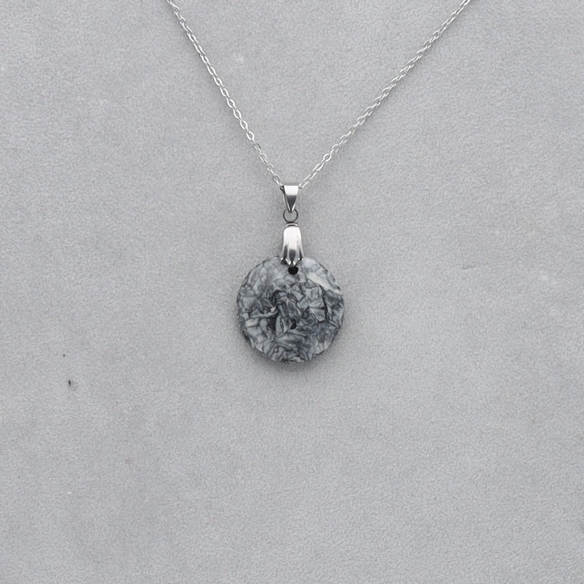 Pinolite Cabochon percé 103
