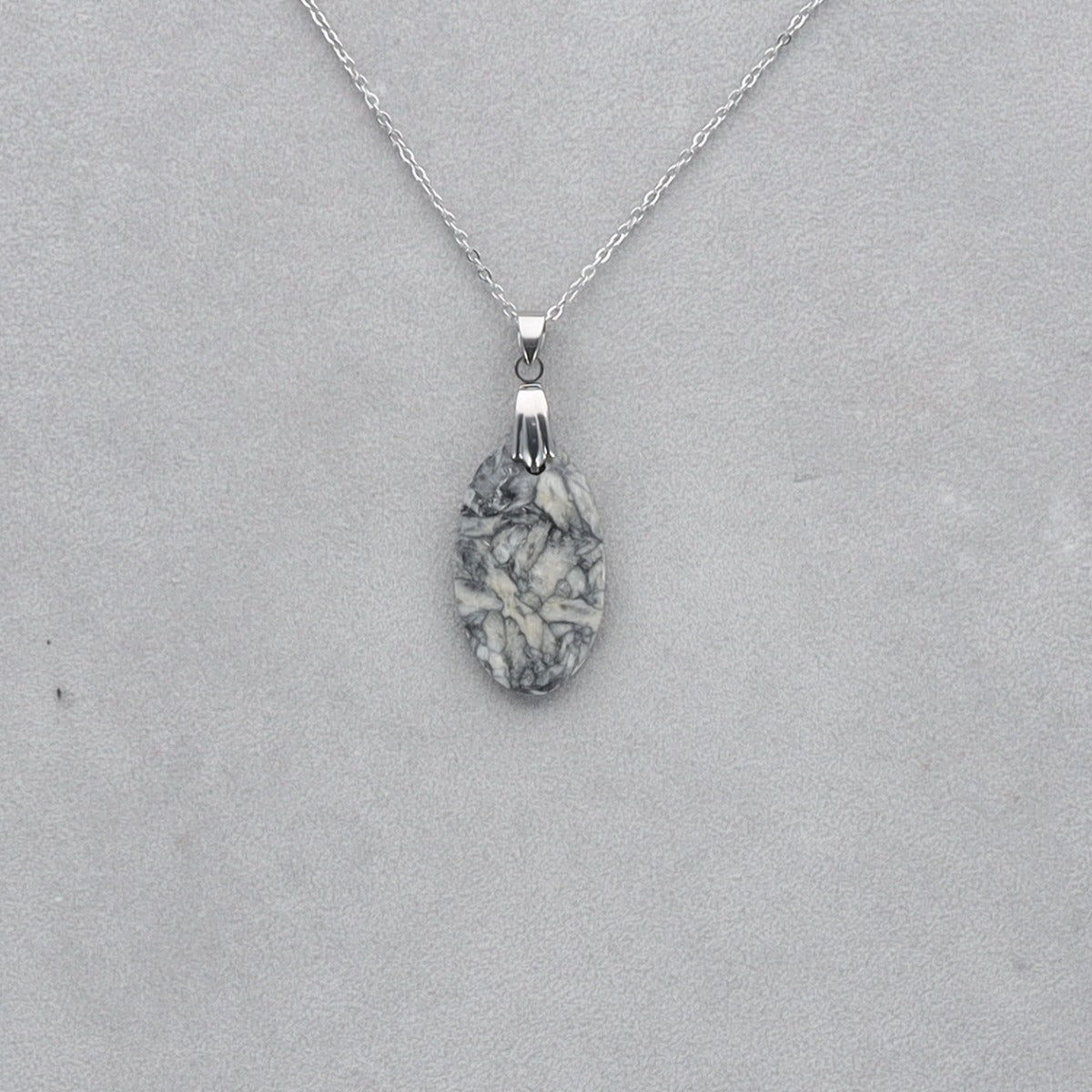 Pinolite Cabochon percé 108