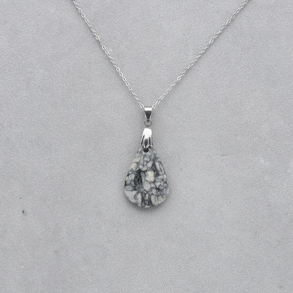 Pinolite Cabochon percé 110