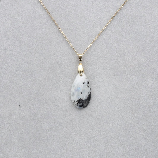 Pierre de Lune Tourmaline Cabochon percé 48