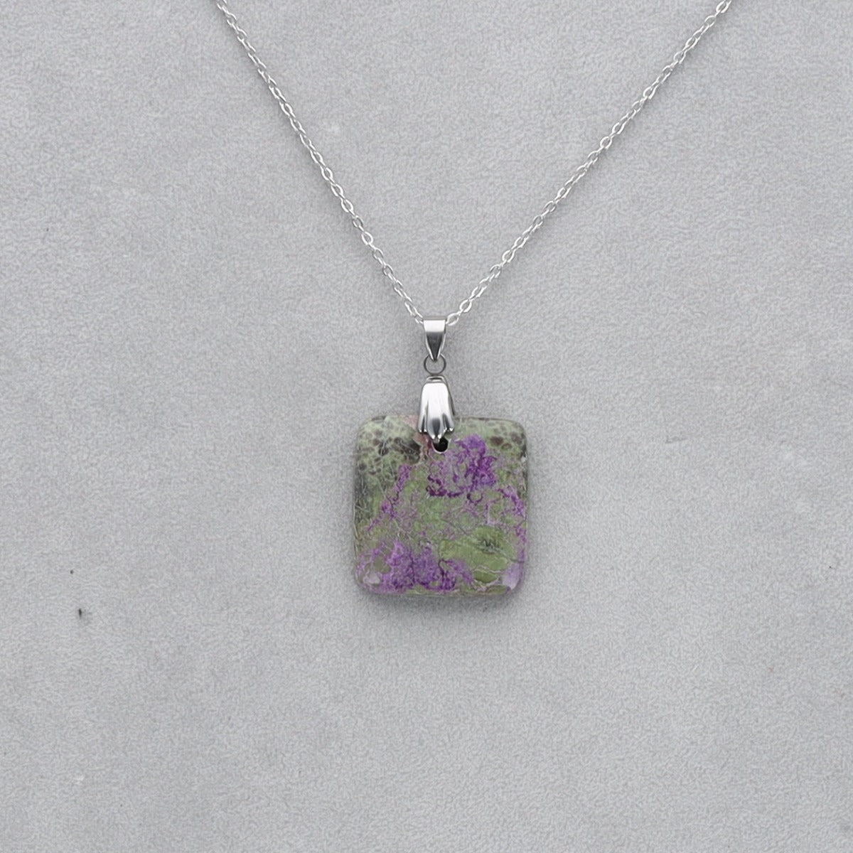 Purpurite Cabochon percé 20