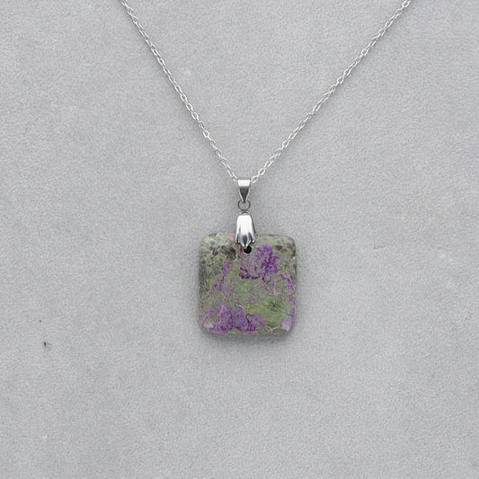 Purpurite Cabochon percé 20
