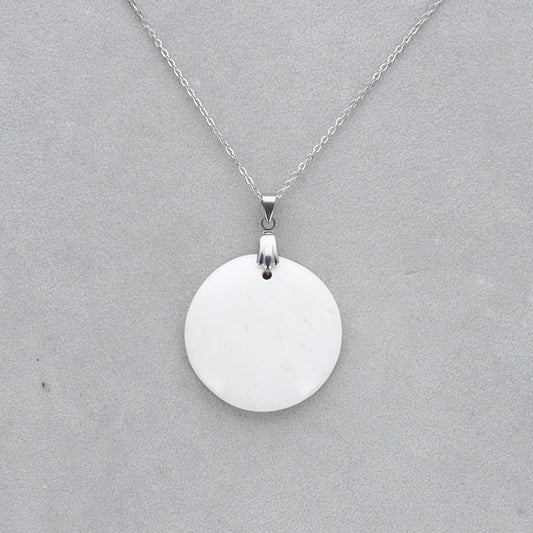 Scolécite Cabochon percé 46