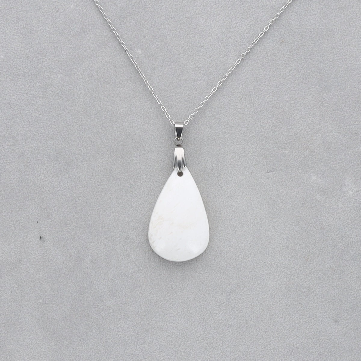 Scolécite Cabochon percé 54