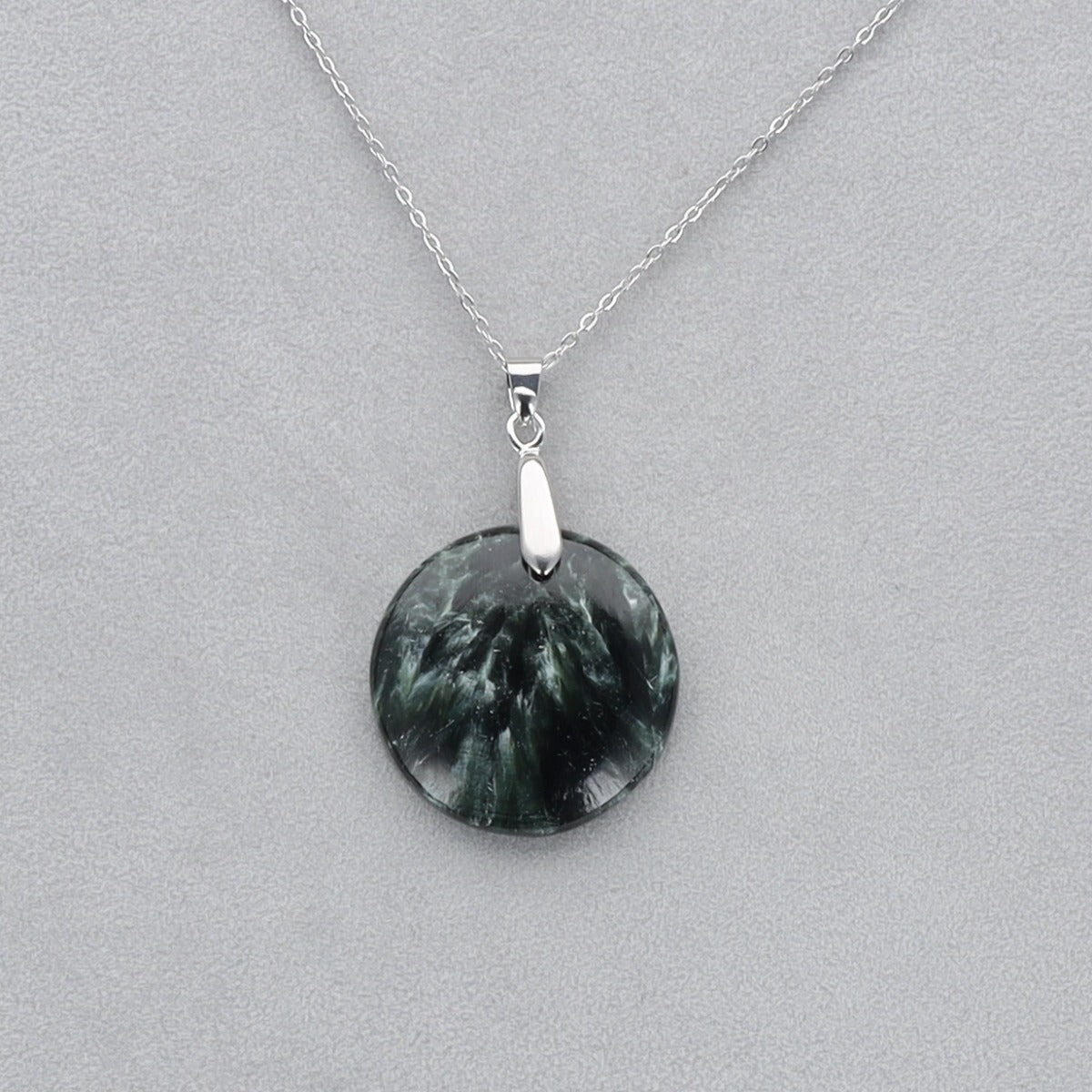 Séraphinite Cabochon percé 40