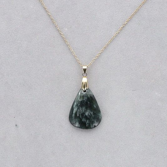 Séraphinite Cabochon percé 47