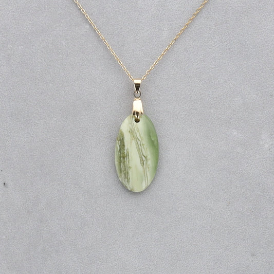 Serpentine Cabochon percé 12