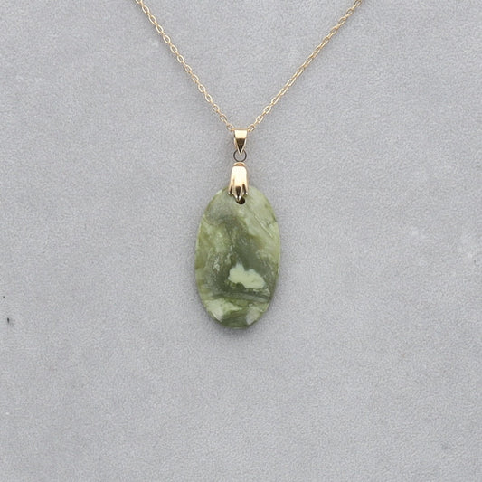 Serpentine Cabochon percé 15