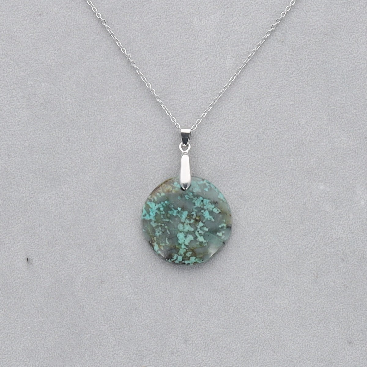 Turquoise Africaine Cabochon percé 19