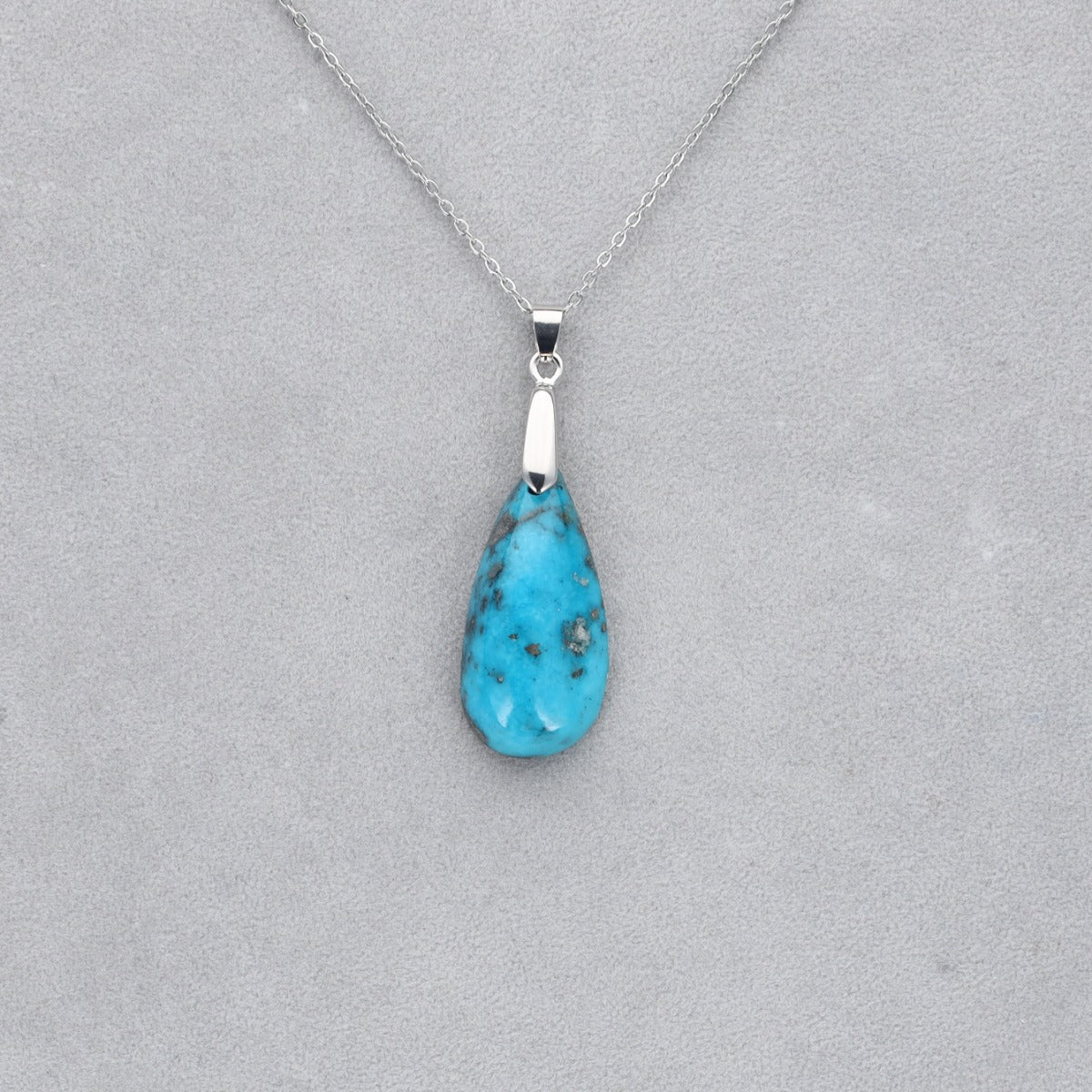 Turquoise Iranienne Cabochon percé 5